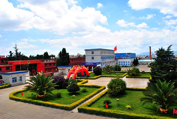 云南萬通汽修學(xué)校校園一角.JPG