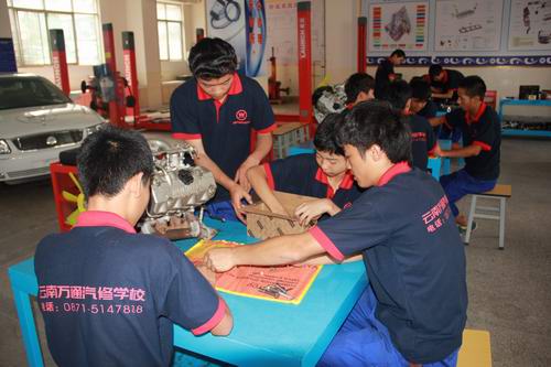 云南萬通學子實踐操作