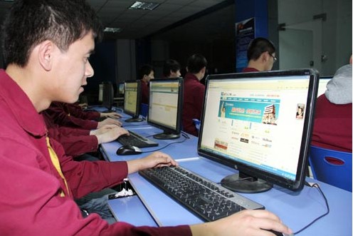 萬通學子網上投簡歷