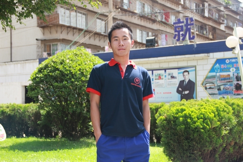 云南萬通學子李運偉