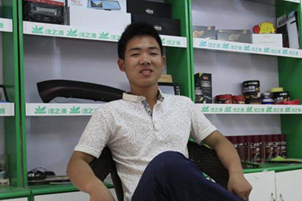 王紅帥和他的店1.jpg